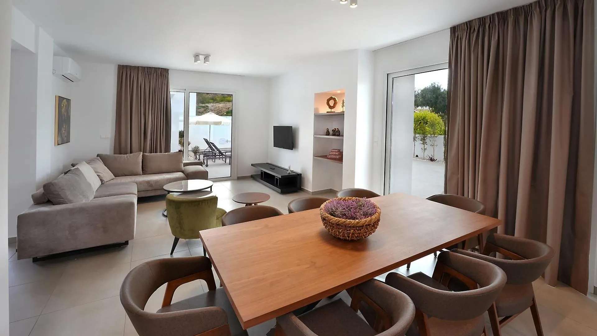 Sun And Moon Luxury Villas Ayia Napa